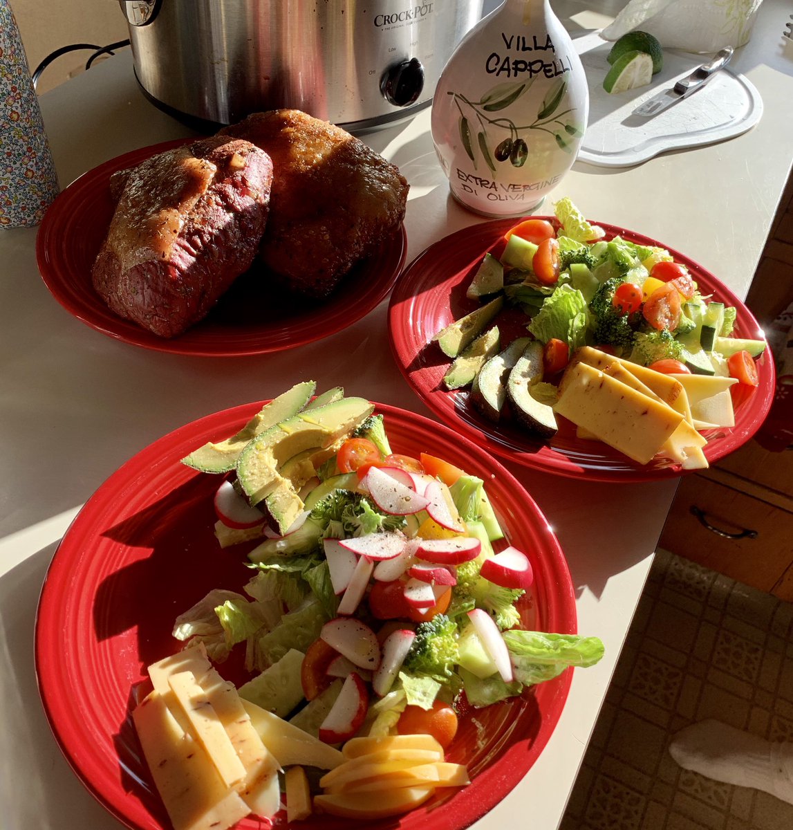 iamjackiejam's tweet image. Fake food promises stole my good intentions. Fake sugars spike insulin!  Calories are not the problem!!! Eat full fat FRESH REAL food, feel excellent and yes lose weight. #FATdoc #NSNG @VinnieTortorich @KenDBerryMD @AnnaVocino @VillaCappelli