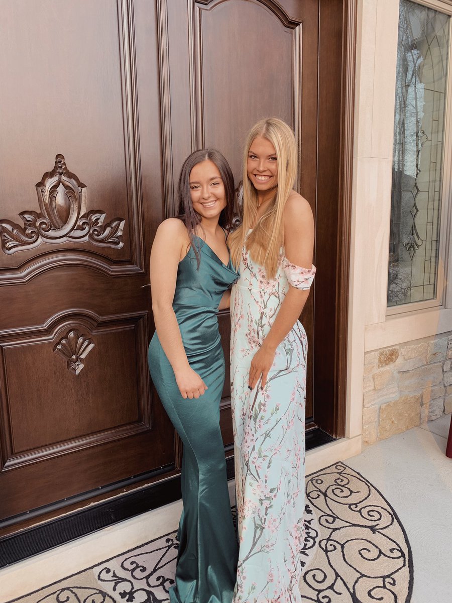 pistachiolover6's tweet photo. My bean is 18! A youngin, but a mom to squad. Thanks for being a great friend, no one knows how much u do for your friends. Love u always❣️❣️#sketchysquad #actup https://t.co/RobQvOGJjy