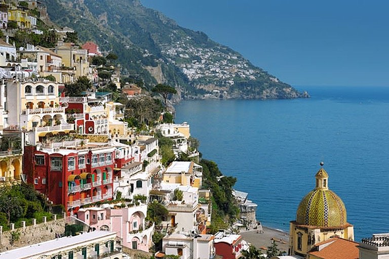 Respublications's tweet photo. The real heart and soul of Italy is in the South. Renowned and delicious cuisine, ruby bold and sweet wine and unique landscapes are all essential components of the southern parts including Napoli and Sicily.
#resident #residentpublications #napoli #sicily #naples #postiano https://t.co/u2AKmKbIIh