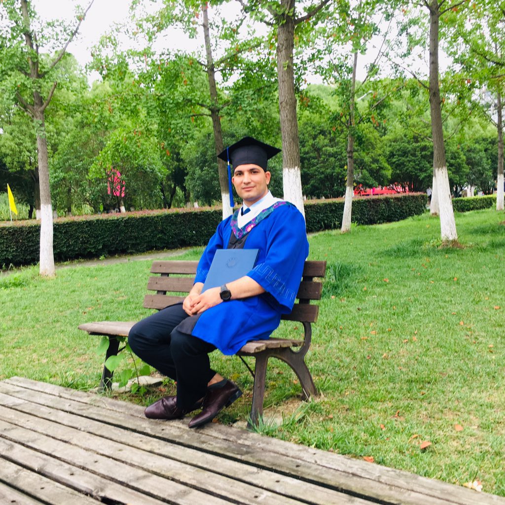 faisalrazasjtu's tweet photo. #Convocation_2019
#ไธญๅฝ่ฏ็งๅคงๅญฆ_China_Pharmaceutical_University https://t.co/9TKyniY3gu