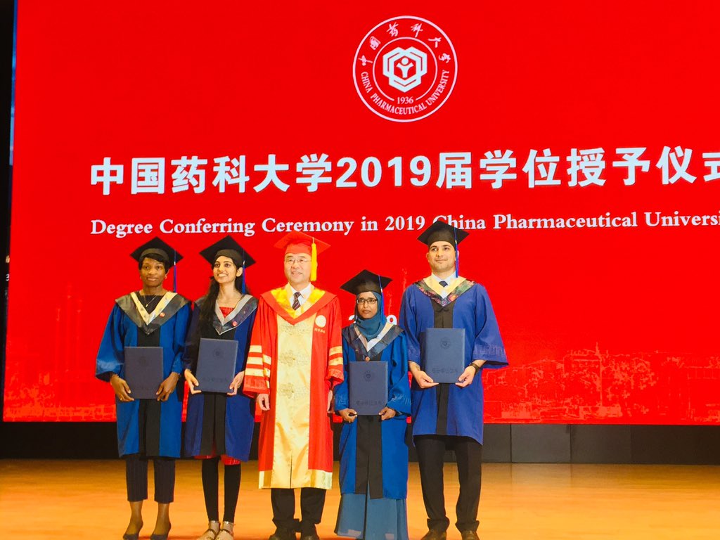faisalrazasjtu's tweet photo. #Convocation_2019
#ไธญๅฝ่ฏ็งๅคงๅญฆ_China_Pharmaceutical_University https://t.co/9TKyniY3gu