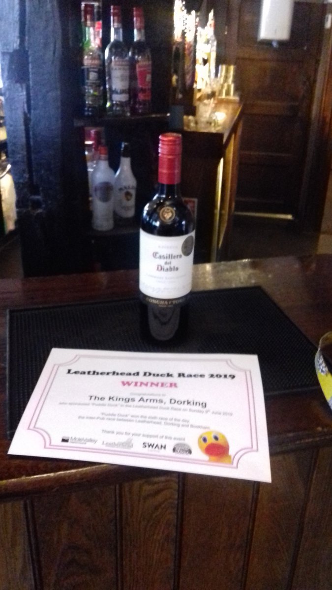 MVforBusiness's tweet photo. Congratulations @KingsArmsRH4 for winning the inter-pub race in the Leatherhead Duck Race on 9th June! ๐ Well done Puddle Duck! Amy trained her well ๐#leatherhead #dorking #pubcompetition #molevalleybusiness @MoleValleyDC @surreyhi @Transformleath1 @HelloDorking https://t.co/eohoNyts2L