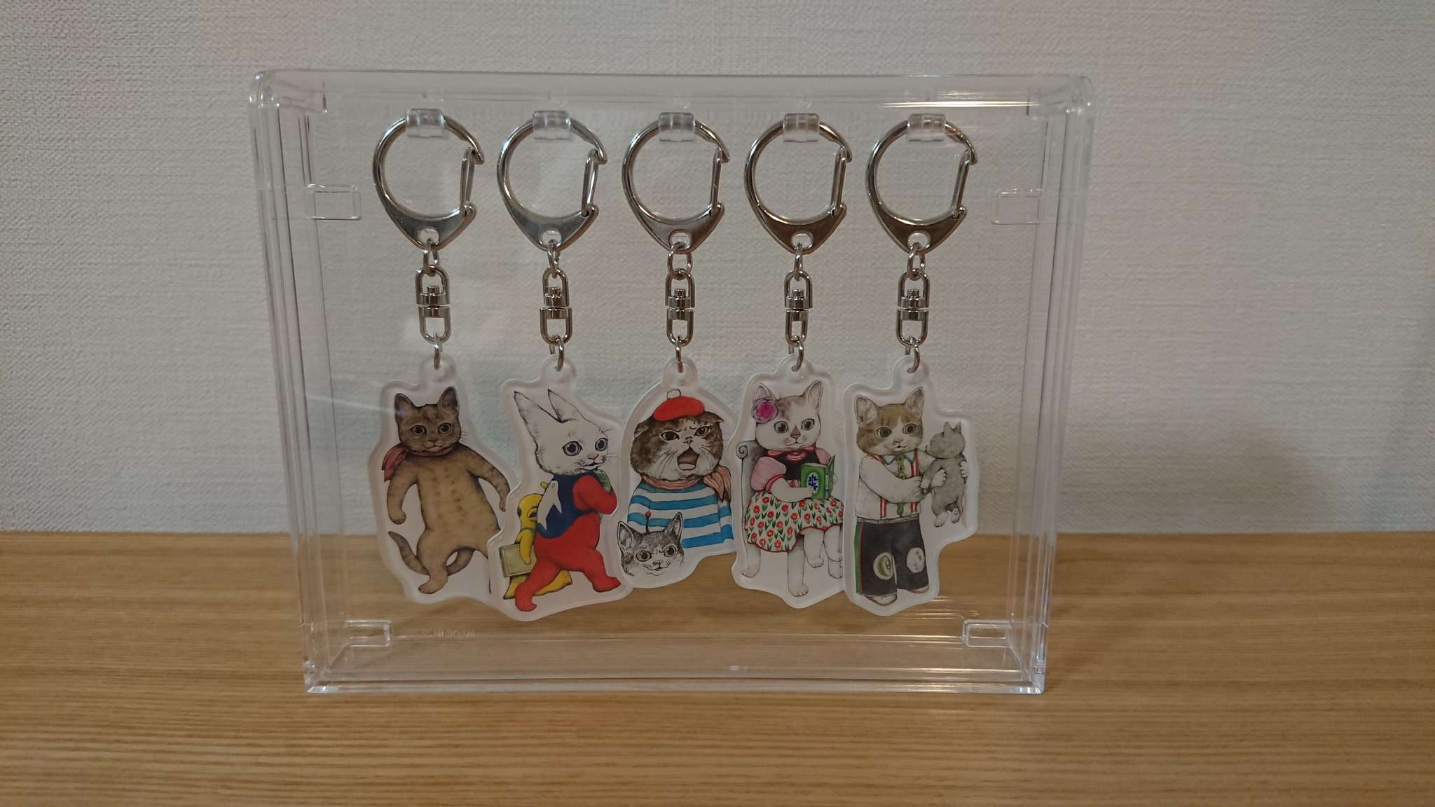 レゴ No Twitter アクリルキーホルダー届いたけど もったいなくて使えない 100均のセリアさんで売ってた キーホルダーディスプレイケースというのがすごく素敵に飾れました 素敵コレクション ヒグチユウコ Seria レゴ No Twitter アクリルキーホルダー届いたけど もったいなくて使えない 100均のセリアさんで売ってた キーホルダーディスプレイケースというのがすごく素敵に飾れました 素敵コレクション ヒグチユウコ Seria