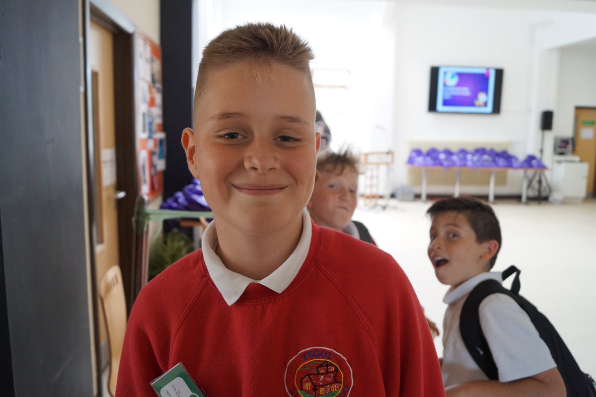 Here is Julian Szpick from @ysgolllanbedrog. Julian can speak 4 languages. #Polish #Welsh #English and computer #coding language.
👏👍👏👍👏👍
@BTCymruWales @EM_WABangor @meiriondwyfor @CodeClub @codeclubWales @CodeWeekEU