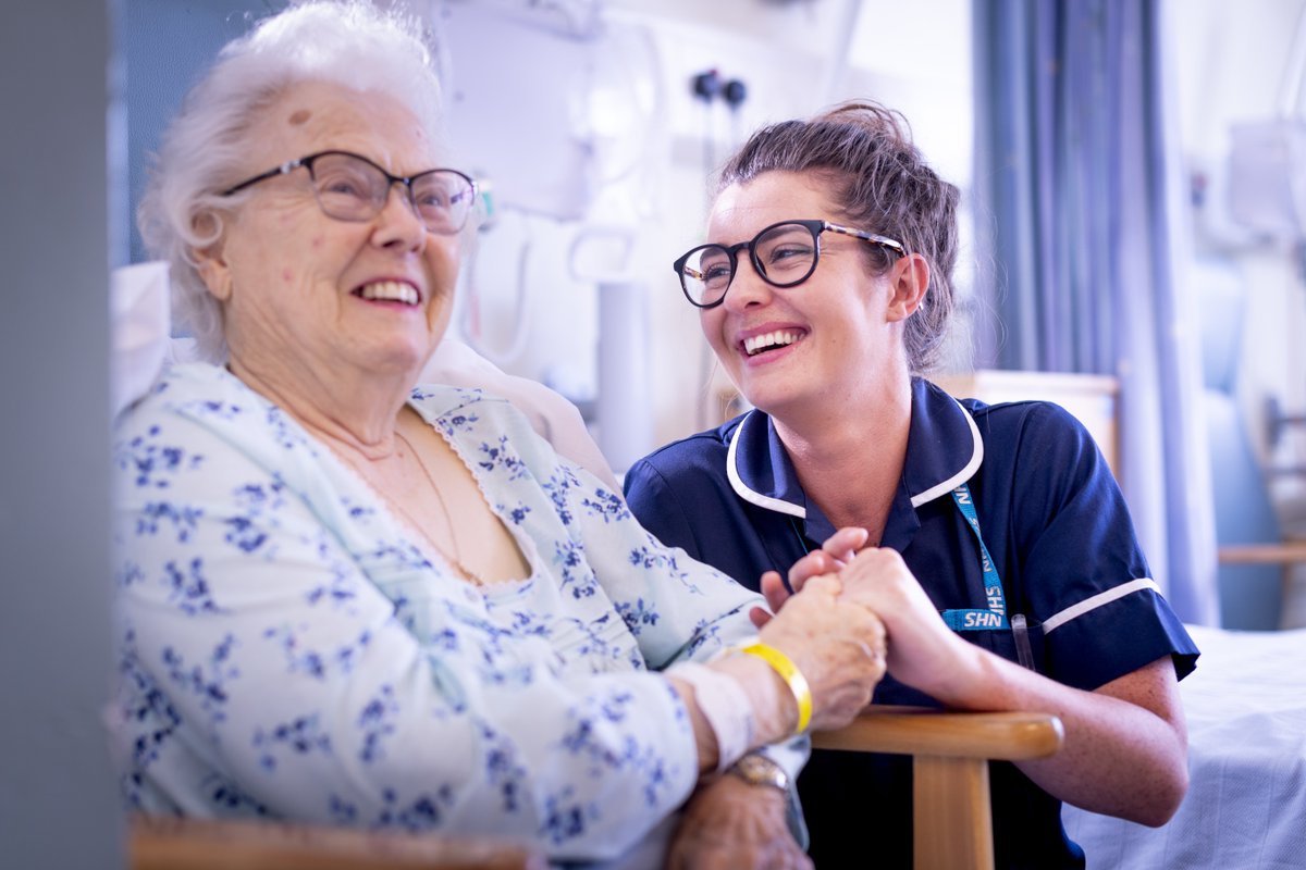 Hundreds of thousands of elderly people are cut off from society, leading to feelings of loneliness. Here are our tips on how you can connect with others and help combat #loneliness today: bit.ly/2DMuSiq #LAW2019