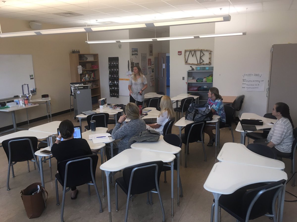 TamaraStamey's tweet photo. A BT presenting PD to her peers @WataugaSchools WCS LEADS . Seasoned teachers participating to learn &amp; refine their practice. All of it happening in summer. THIS IS TEACHER LEADERSHIP. #WeAreWatauga @MeganTorgerson @parkwayproud2nd @SusanMochen @Patti36609853 @BethelKinders https://t.co/AASBKWqPxO