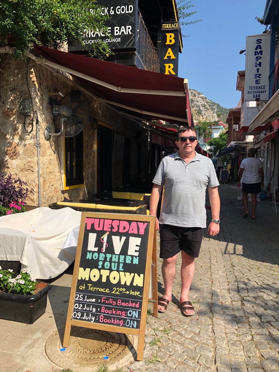ColinGarlick's tweet photo. Found the right bar in Kalkan, Turkey.🍺😎 https://t.co/oBCqwGTxhI