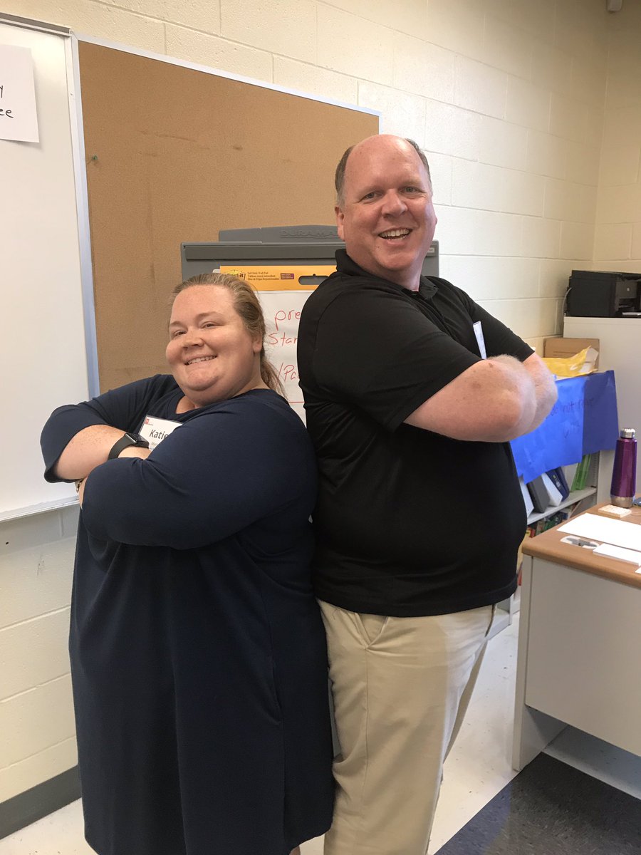 misskatiemara's tweet image. The dream team facilitating 8th and US History standards!! @efickley #trainingweek #Hype4History #smashingSSstandards