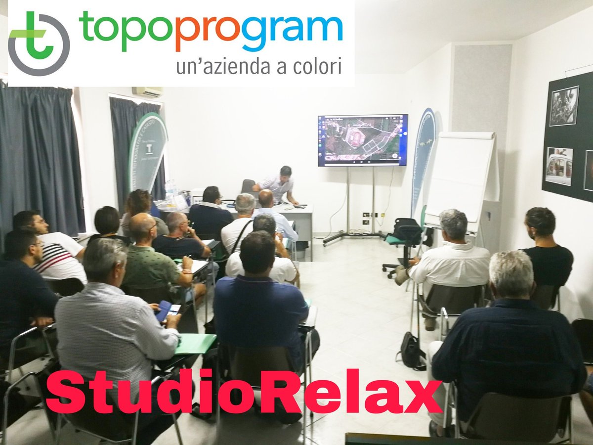 pinomangione's tweet photo. Iniziata la #formazione sulla precisa #topografia da #drone #dronetopoprogram #catasto #topografia #pregeo #docfa #drone #dji #djispark #djiphantom#djimavic https://t.co/MtJBXdV5Ut