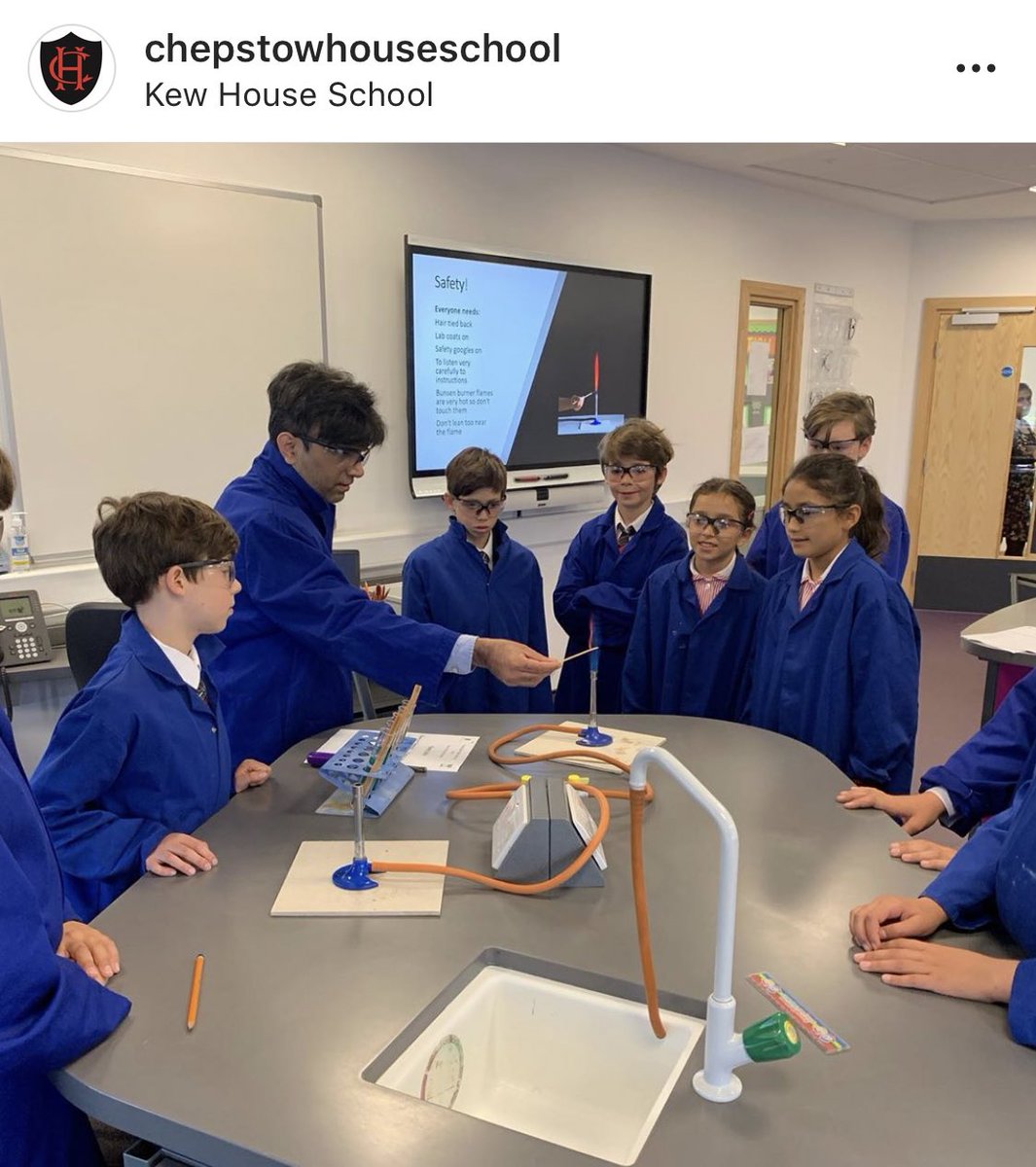 We thoroughly enjoyed having pupils from <a href="/ChepstowHouse/">Chepstow House School</a> visit us today. The science lesson on spectroscopy was very interesting indeed! #chepstowhouse #kewhouseschool #workingtogether #Kewhousescience
