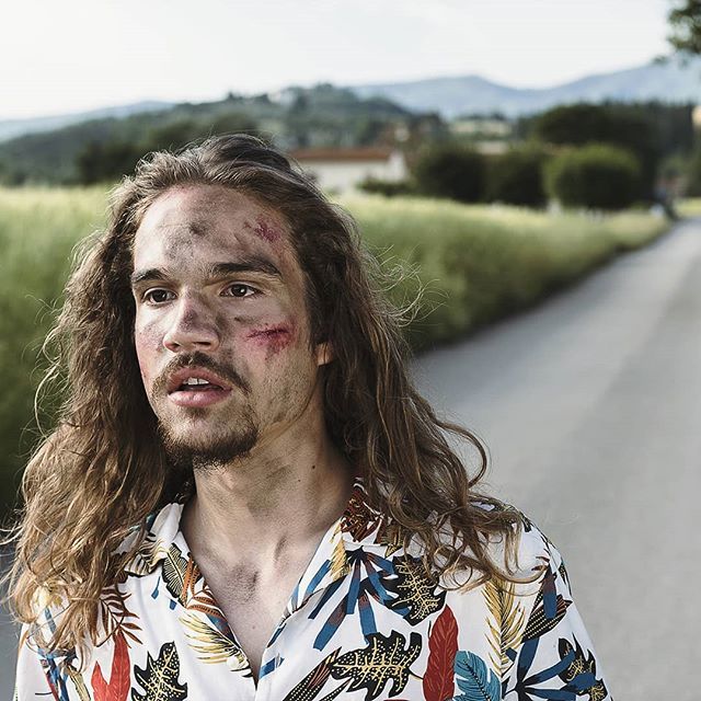zic_villeneuve's tweet photo. "ZARRO NIGHT", IL VIDEO FUORI ORA!!!
Grazie a tutti quelli che ci hanno messo il cuore ❤ 📸 by @omar_landi https://t.co/4A4k5yAcHL https://t.co/Bj9Pe5JbeE