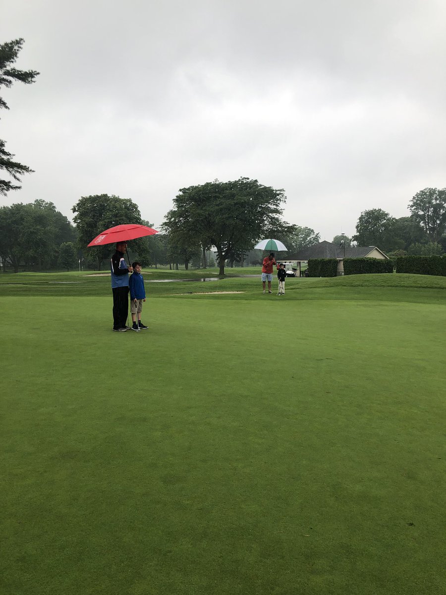 WallysWally's tweet photo. Junior Golf at Red Run - for the love of the game! https://t.co/VQYmD4JGuC