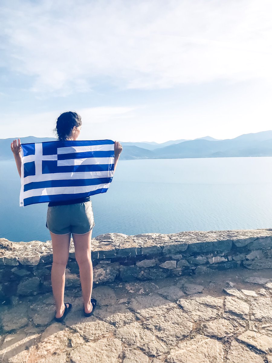 AbroadUNI's tweet photo. Life was meant for good friends and great adventures 🇬🇷🌎

📷 credit: @samischup &amp; @kennarae88 https://t.co/4KknT4BH1M