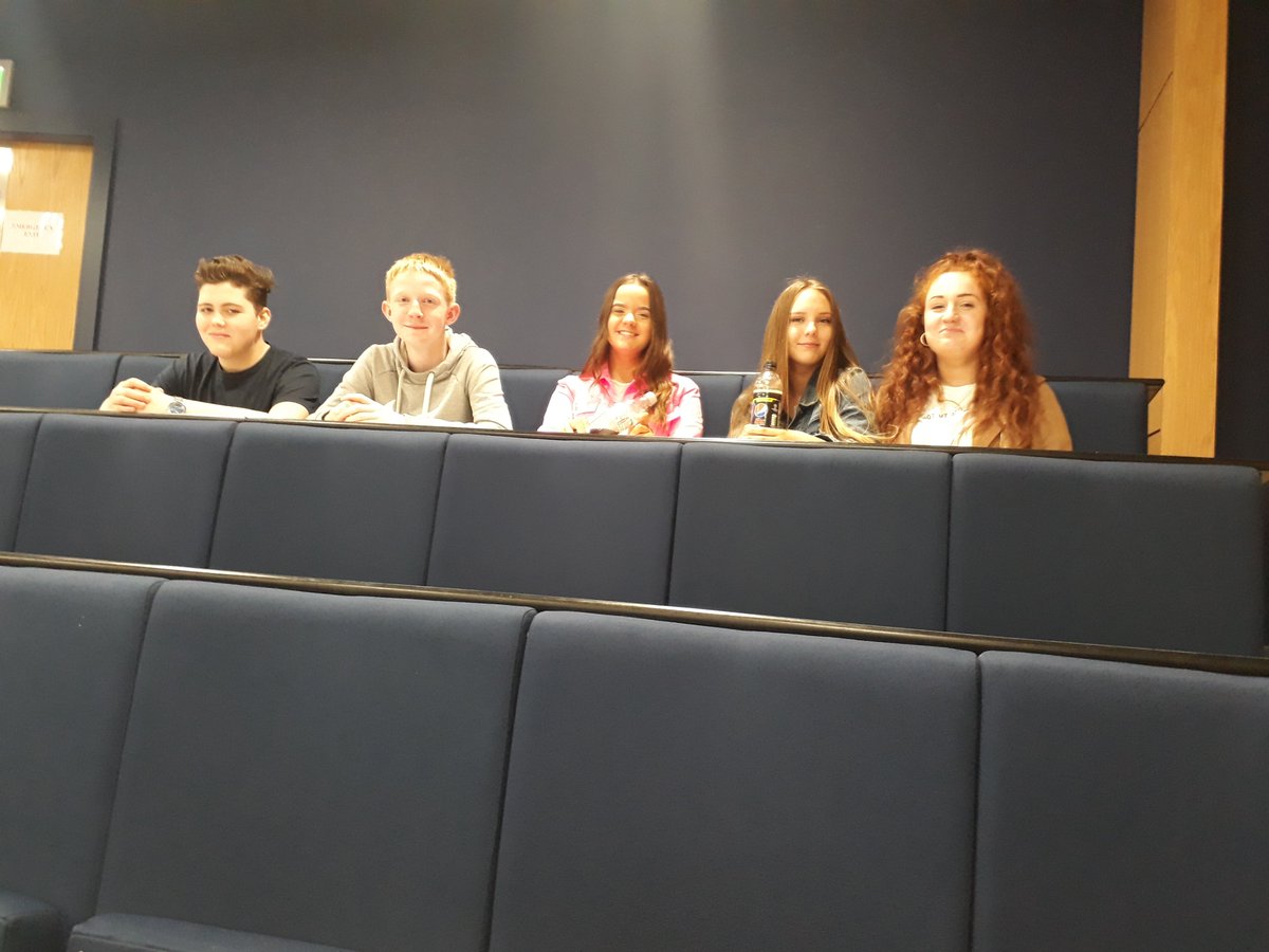 KhsFirstchances's tweet image. S4 at St Andrews uni for their summer school. This amazing group of people achieved between them 3 merits and 2 distinctions for their projects.  So proud of their hard work and commitment.