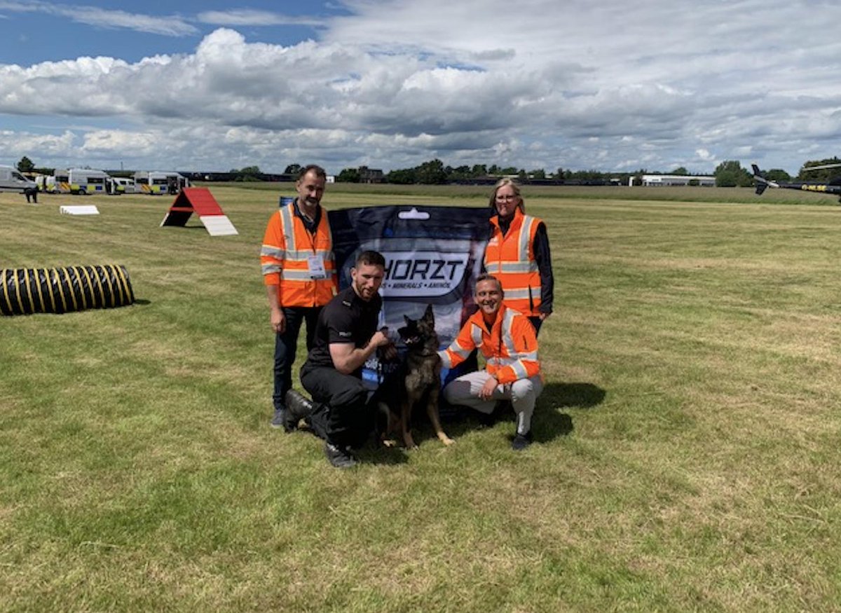 SelectequipLtd's tweet photo. It's not every day that the @BTPOLICE wants to trial your hydration supplement! It was great to meet you at @railliveuk and we hope you enjoy your complimentary #Thorzt pouches. 

Come over to stand L21 to try Thorzt for yourself!

#RailLive #BTPolice #Hydration #Fatigue https://t.co/D0xQyDDH5x