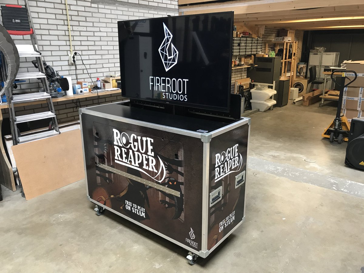 Wow, inmiddels 154 operationele uren verder sinds dag #1.. Afgelopen dagen hebben we 7 event dagen en 4 pre-productie dagen erop zitten. Van Zweden (Dreamhack) tot aan Volkel (Luchtmachtdagen) hebben onze E-Cases meer dan 10.000 bezoekers bereikt! #Passie #HardWerken #NextLevel