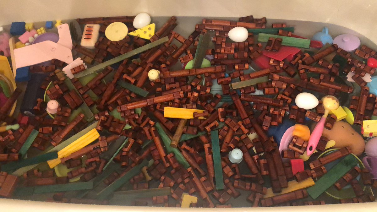MrsJennMorris's tweet photo. A teacher’s job doesn’t end with the start of summer.  Classroom toys need to be cleaned and be ready for next school year.  First set in, legos and cars up next!  #TeachesJobDoesntEndWithSummer #TeacherLife #KinderTeacher #PirateTeacher https://t.co/xwNFdSdkth