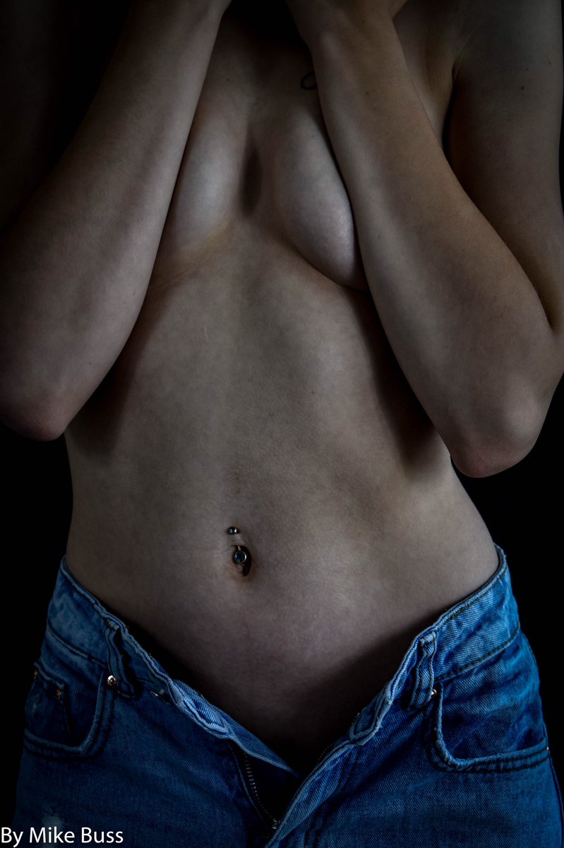 #PhotoOfTheDay 
Image from this weeks shoot with Wiltshire based model @RachelbarryM 
Great shoot, fantastic model.
<a href="/HotBiGurl/">HotBiGurl</a> <a href="/MissWetAndWild/">Miss Wet And Wild 💦💦💦</a> <a href="/LexieXXXLove/">Lexie Love</a> @MoscowErotic69 <a href="/ElecDreamsMag/">ElecDreamsMag</a> @itsedenexile <a href="/bobbie_model/">Brooklyn</a> #glamour #glamourphotography #LifeOfAPhotographer #model