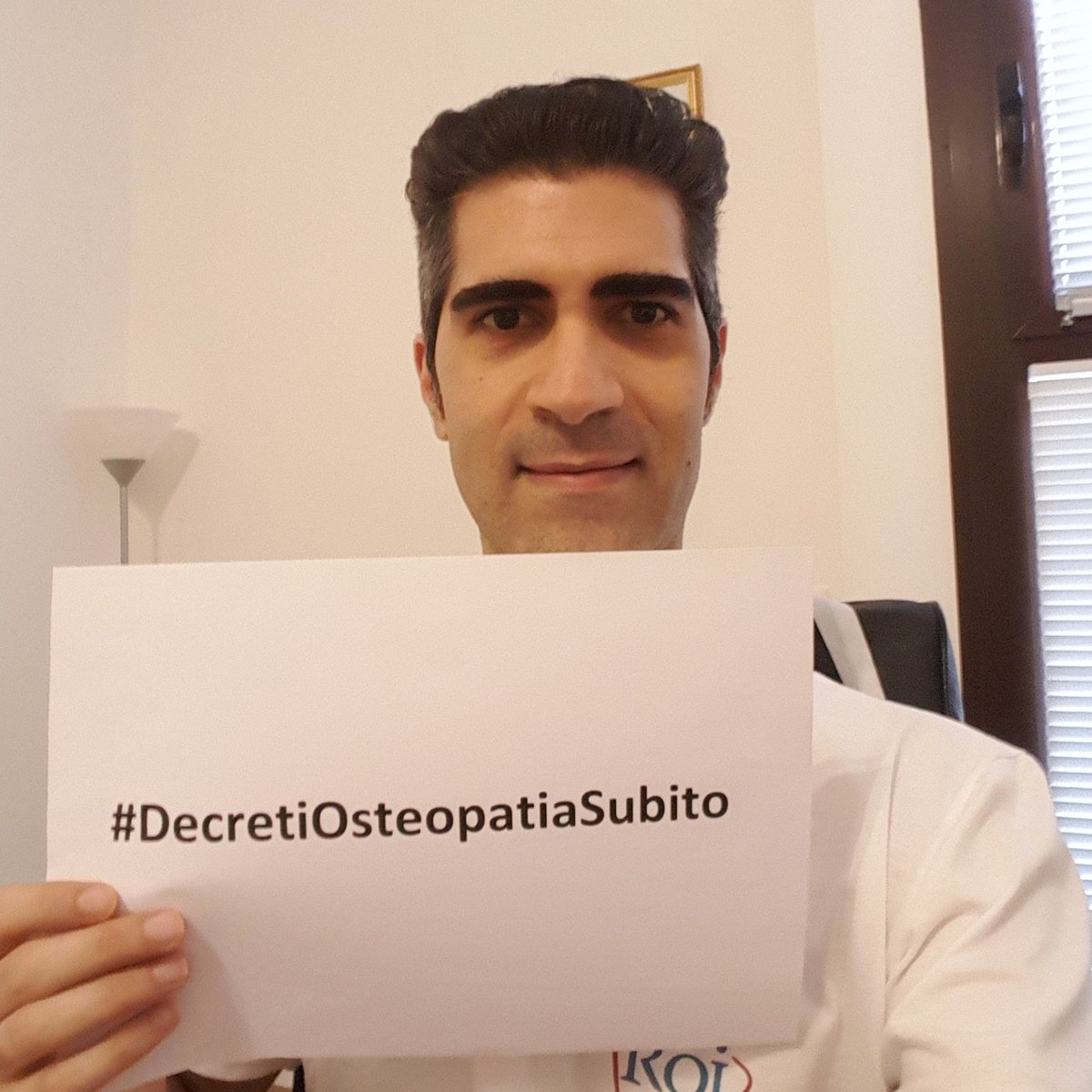 Con #DecretiOsteopatiaSubito e #MiStannoaCuore stiamo facendo sentire forte la nostra voce. Ministro 
<a href="/GiuliaGrilloM5S/">Giulia Grillo</a>

i 4.000 osteopati #ROI e i 10 milioni di cittadini che si rivolgono all’#osteopatia credono in lei! Tutte le foto cercando #DecretiOsteopatiaSubito Grazie