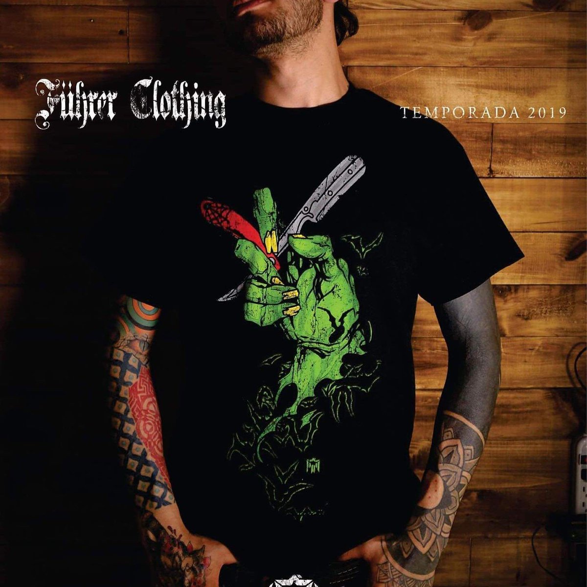 Hoy estaremos regalando esta playera que nos mandaron nuestros amigos de Führer Skate Co.
La dinámica, responder una pregunta que se hará durante el programa, acerca del #GoSkateDay y listo tienes tu playera de #Führer
¡¡Nos vemos a las 7 pm!!

🤘😎🔊#SonidosAlternos