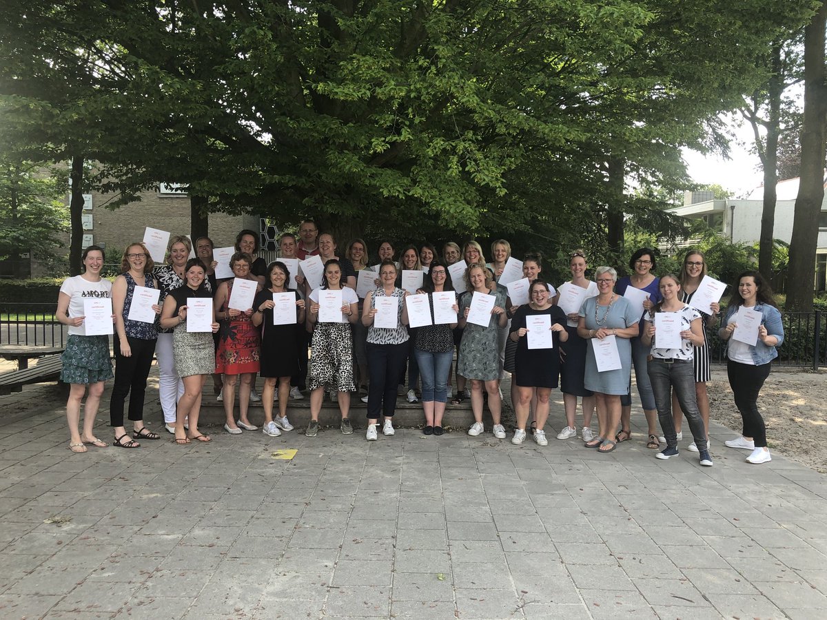BSFranciscus's tweet photo. Teams Franciscus, Dommelrode en de Sprongh rondden deze week hun scholingstraject Pedagogische Tact af. 
Mooie professionele en persoonlijke ontwikkelingen! https://t.co/W5jxDEBOzx