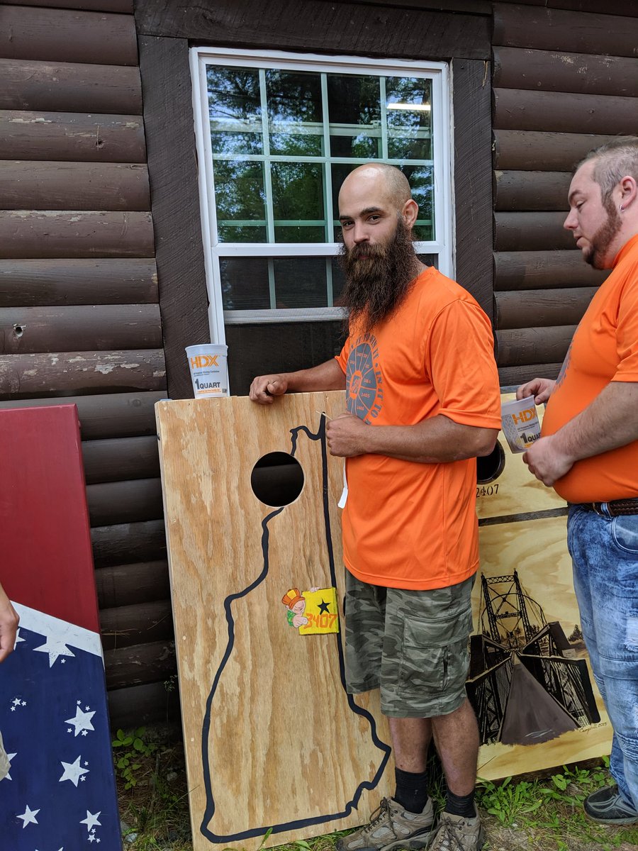 bangorhomedepot's tweet photo. Four more winner donees helped to raise over $400 for the Homer Fund! @Tink1066 @JasonArigoni @HJGelston https://t.co/SfYC9wNdn0