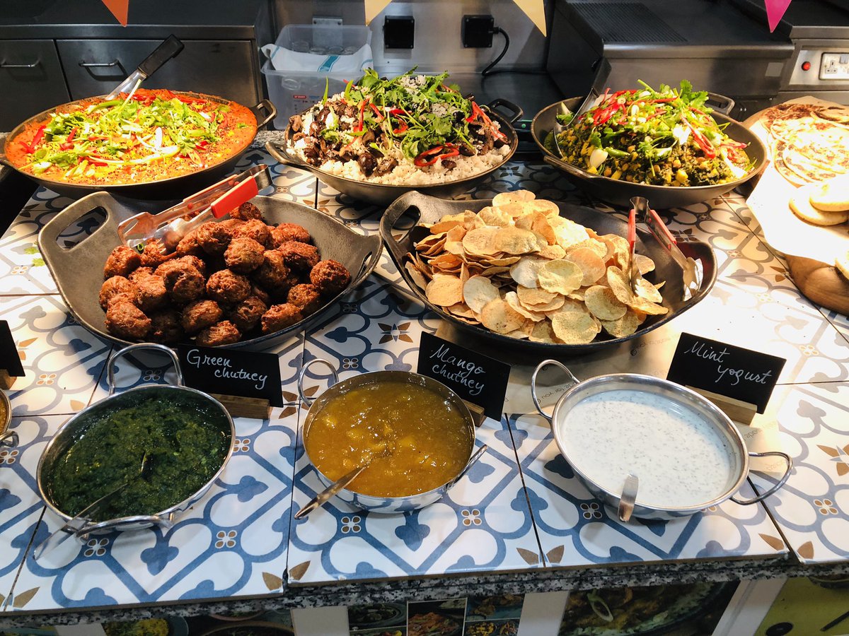 Exchanges_Food's tweet image. Spicy, reach, flavourful and diverse #Indianroadtrip #indianfood