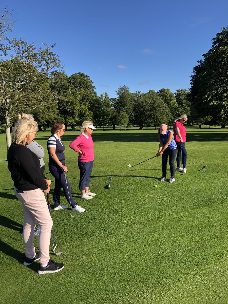 A brilliant night with some new lady golfers in our #womenonpar event! Lots of ladies making friends and having a great time on the course followed by a glass of fizz @EnglandGolf @EGWomensGolf @DevonGolf @dceverettpgapro @drcockayne #gameforlife