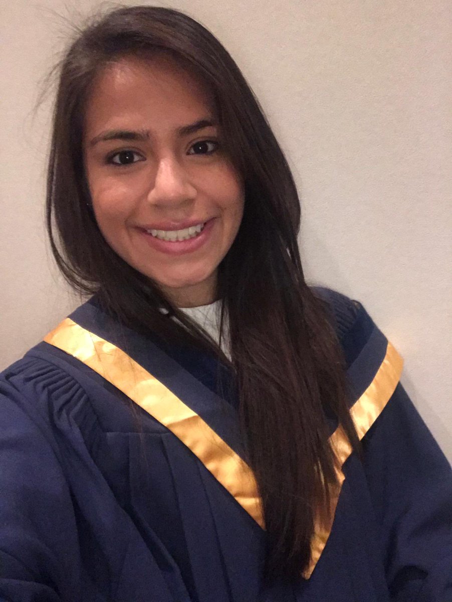 Daniela88717692's tweet photo. Congrats sister 💕#HumberConvo https://t.co/5dgtULhFTY