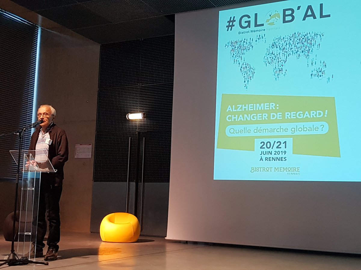 IsabelleDonnio's tweet photo. Ouverture colloque #Alzheimer Changer de regard! Quelle approche globale ? Avec Jean-Luc Bretonnet #Ambassadeur @BMemoire35 "Rien sur nous sans nous" Qui mieux que les personnes vivant avec des troubles cognitifs peuvent dire ce à quoi ils aspirent ? https://t.co/zPI92LxqF8