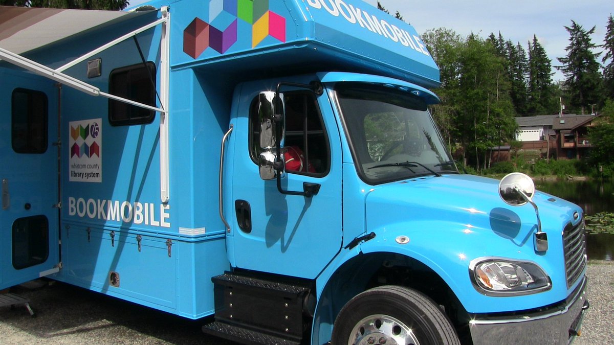 wclslibraries's tweet photo. The brand new @wclslibraries #Bookmobile is on the road this week, bringing books and smiles to patrons in #Wickersham, #BirchBay, #Glenhaven and #LakeSamish! https://t.co/WkNJpJWHdV