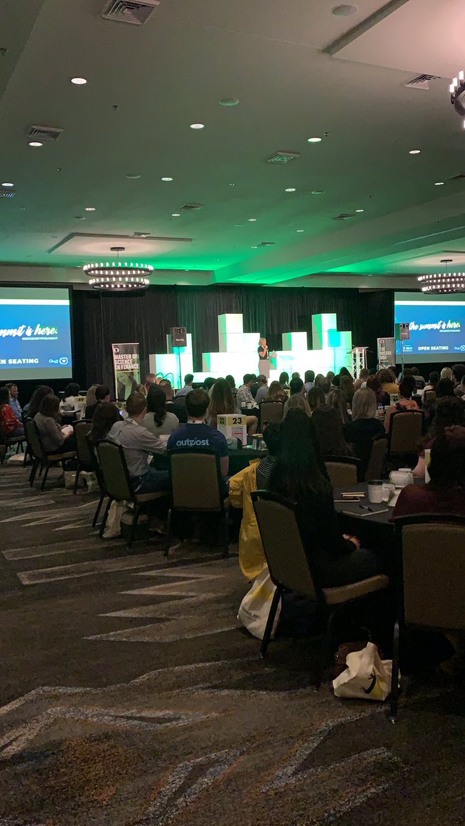 Opening remarks from <a href="/bqdub/">Brittany QuickWarner</a>  of the @EugeneChamber.
#eugeneYPSummit