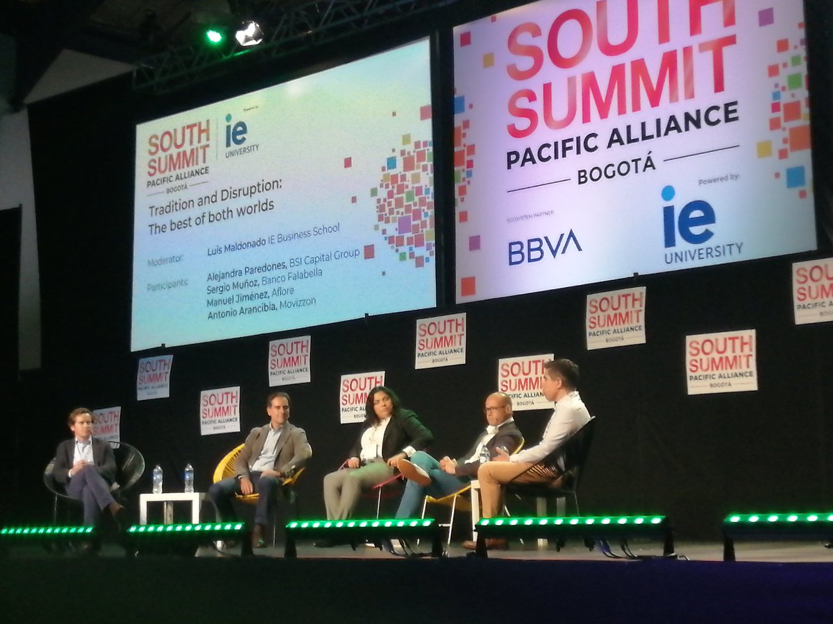 andyperez2022's tweet photo. Con unos Duros del Mercado @Banco_Falabella #Aflore #BSICapitalGroup #Movizzon en #southsummitbog @south_summit https://t.co/FEsQHfXmpl