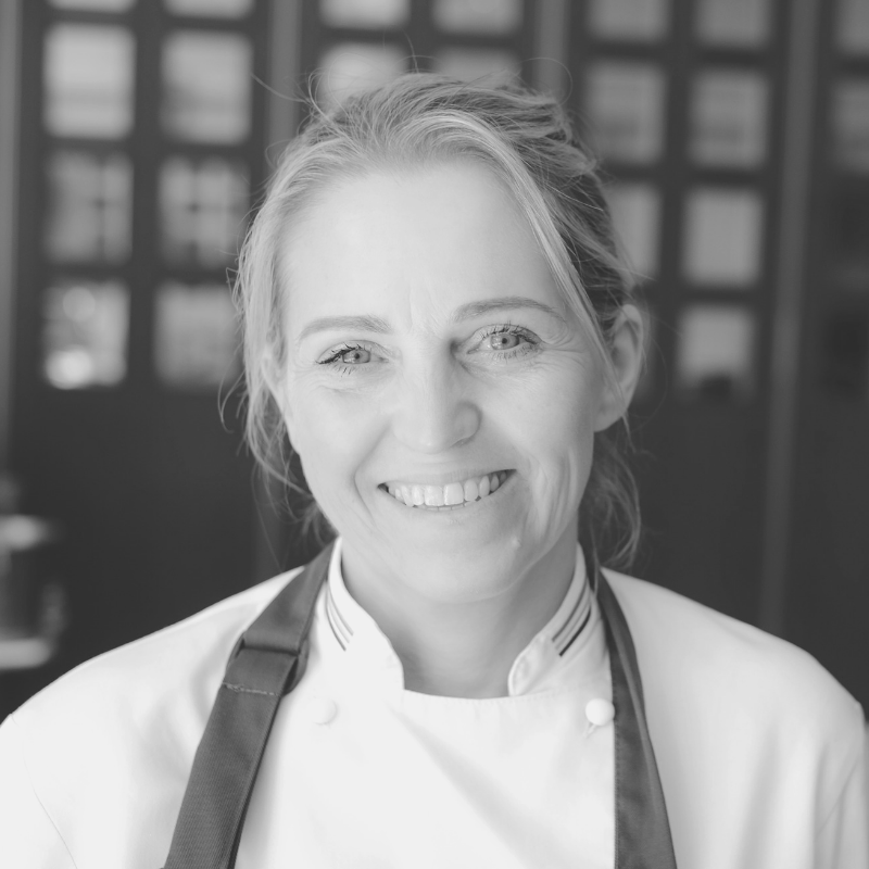 cookeryfoodfest's tweet photo. Our Mums in the kitchen topic this year on the Main Stage has some incredible women from the food industry! Speakers include @Chef_teacher_MG &amp; Isabella Godfrey, @Anjuladevi, @MrsTodiwala and @anneharnan! #designedbychefs4chefs #glastonbury4chefs #foodie #festival https://t.co/9sRv266USH