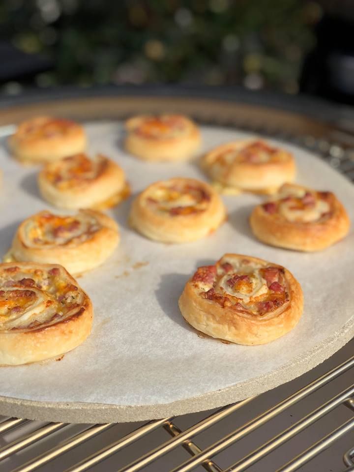 Want to get the kids involved? Make #pizzapinwheels with them! And it only takes 20 minutes of your time😍
Recipe: buff.ly/2WGfvTO
#desoracooks
