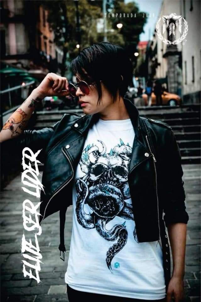 Habemus regalos por parte de
#Führer #skate #EligeSerLider
Al rato les decimos como ganarse su playera en 
#SonidosAlternos

facebook.com/F%C3%BChrer-Sk…