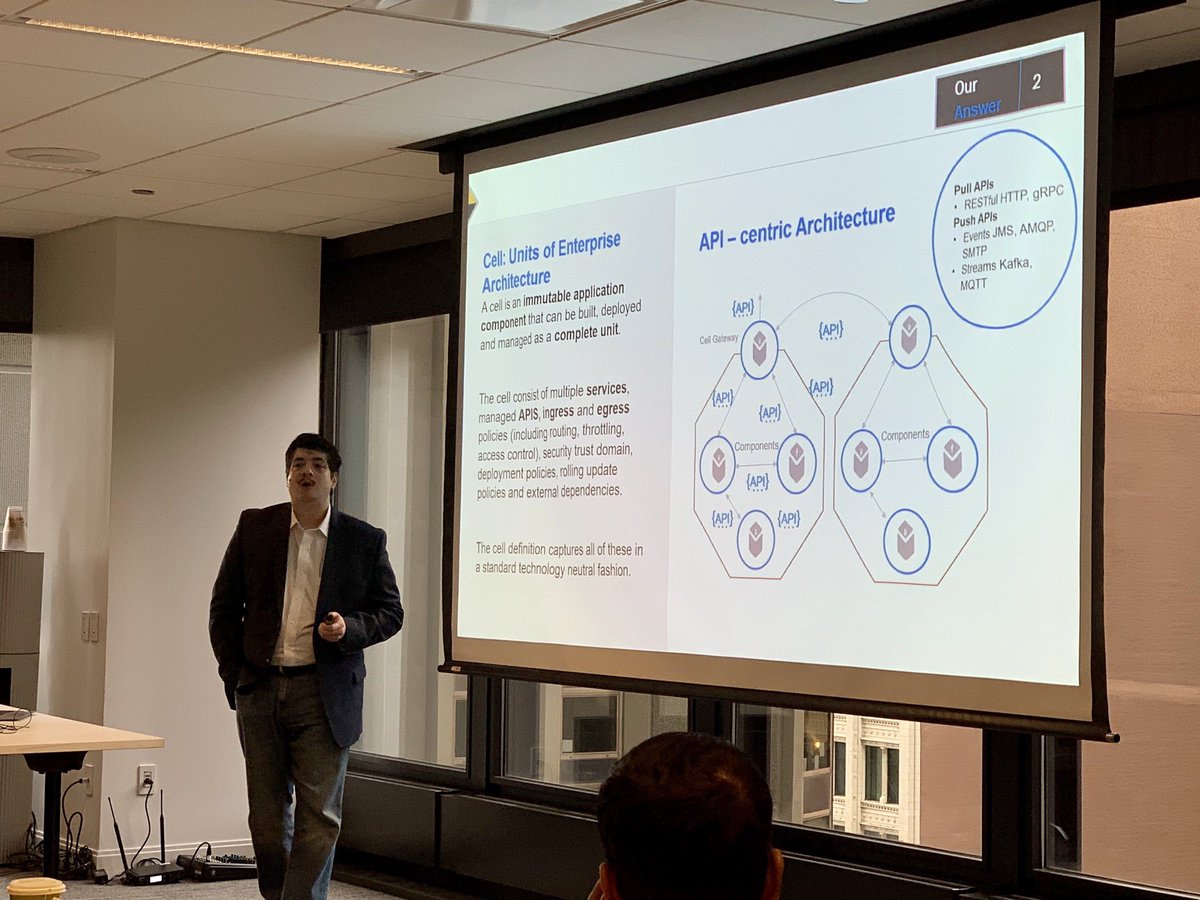asankama's tweet image. it’s cool to hear someone else (other than @pzfreo or l) talking about the #cellbasedarchitecture , great job by Akshay Deshpande from Quinnox @wso2 API Day #architect2architect