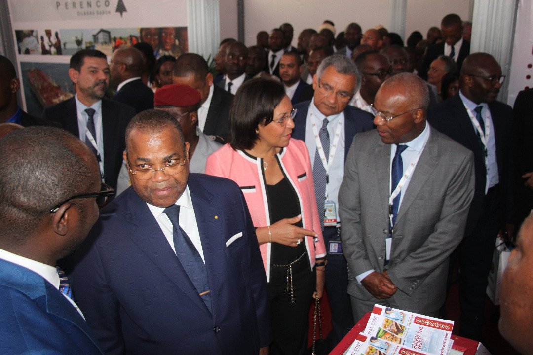 A Port Gentil, accompagné des membres du gouvernement, le PM a pris part au forum de l’entreprenariat et de la reconversion professionnelle.  Une occasion de mettre à la disposition des jeunes entrepreneurs des financements pour leur permettre de réaliser leurs ambitions.