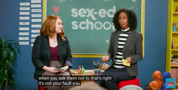 whatsmybodydoin's tweet photo. Sex Ed School on DIGITAL DOS! 📲 Talking about consent with photo sharing, digital responsibility, and ducks with boobs?? (you gotta watch the episode)

https://t.co/jwGQbzfkRF #SexEd #SaveSexEd https://t.co/A5F4hwsfoG