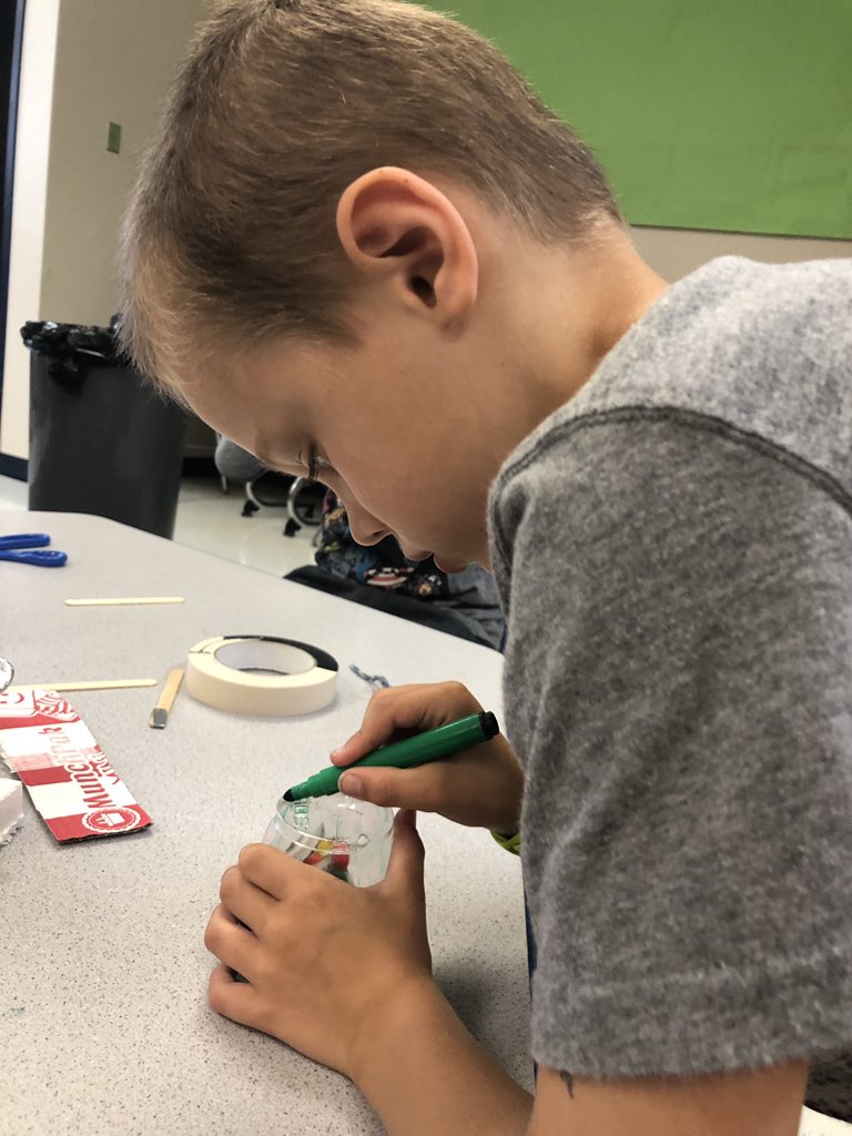 MissFalk93's tweet photo. In Farm Tech students are programming Bot Ann-E to corral their livestock and developing protective technologies to keep their livestock safe from predators and accidental harm. #innovationCampD93 https://t.co/kjJAd7WIjz
