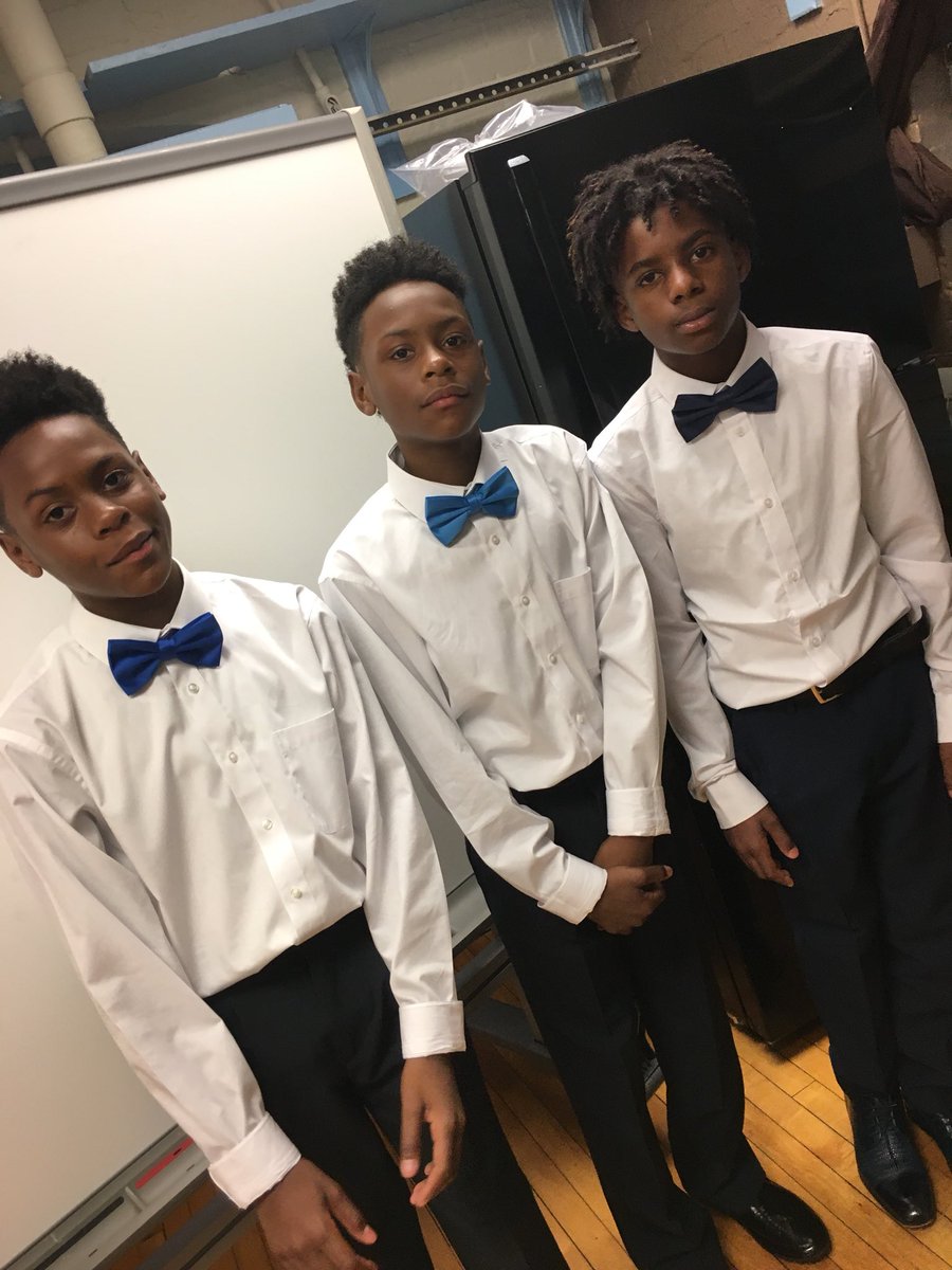 HTCobras's tweet photo. Our 6th grade Cobras! So much positivity and excitement! 🙌🏾❤️ https://t.co/AV5gJ7uu3O