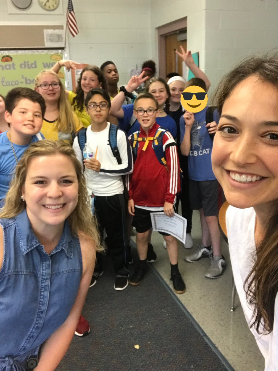 MrsAddeo's tweet image. A #TBT to our last day of school selfie with our awesome 6th graders!☀️😎 2018-2019 school year✅👍🏻 @ms_magazu