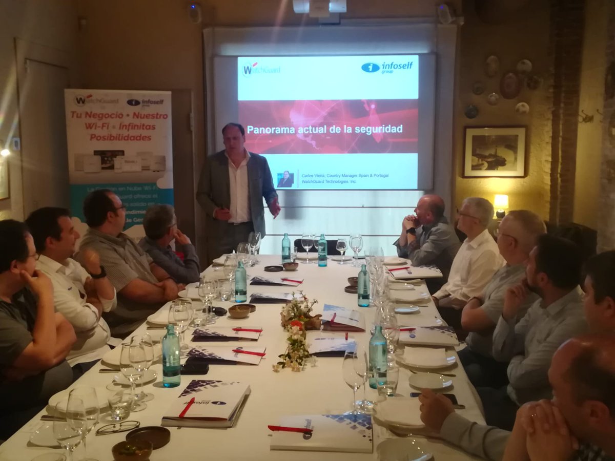 WatchGuardSpain's tweet photo. Hoy, nuestro country manager @carlosjpvieira ha analizado cómo está el panorama actual de #ciberseguridad y qué pueden hacer las #Pymes para protegerse en un business lunch con nuestro partner #WatchGuardONE @infoself. Gracias a todos los asistentes! https://t.co/oFBZvVN66r
