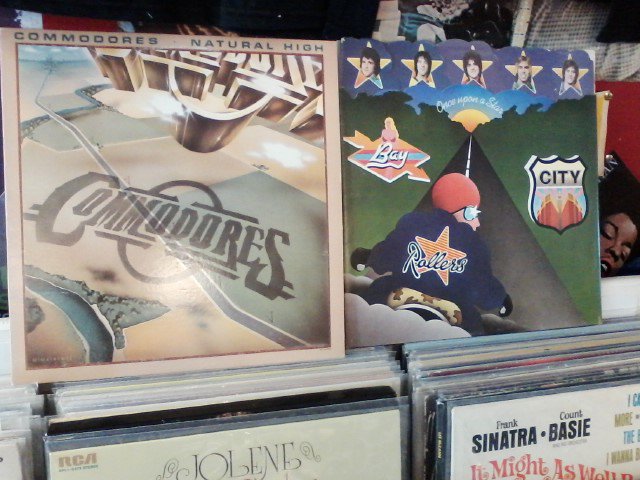 Happy Birthday to Lionel Richie of the Commodores & the late Alan Longmuir of the Bay City Rollers 