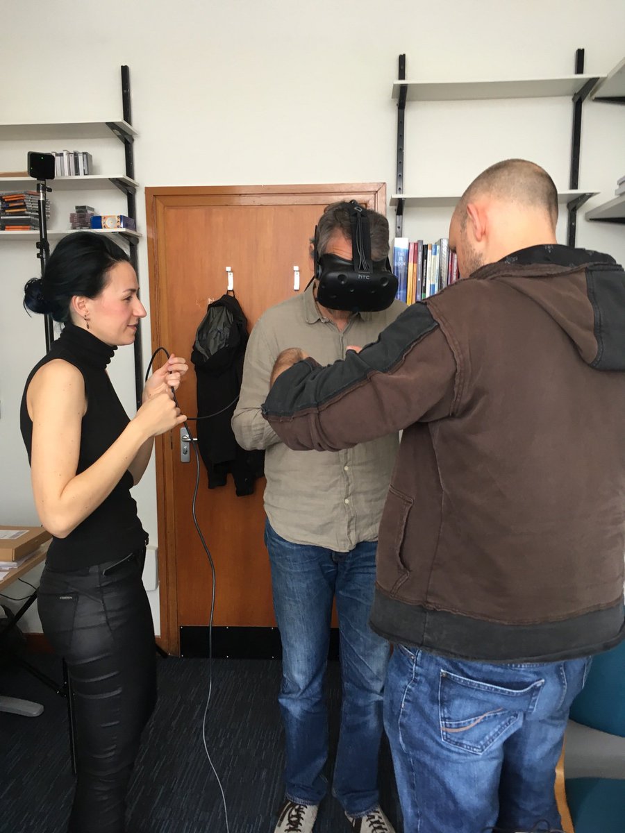 SimoneImmler's tweet image. We had some virtual reality in my office today in preparation for the #Lates at the Science Museum in London next week with @NeusTamarit and Ben Murray! It will be fabulous!!