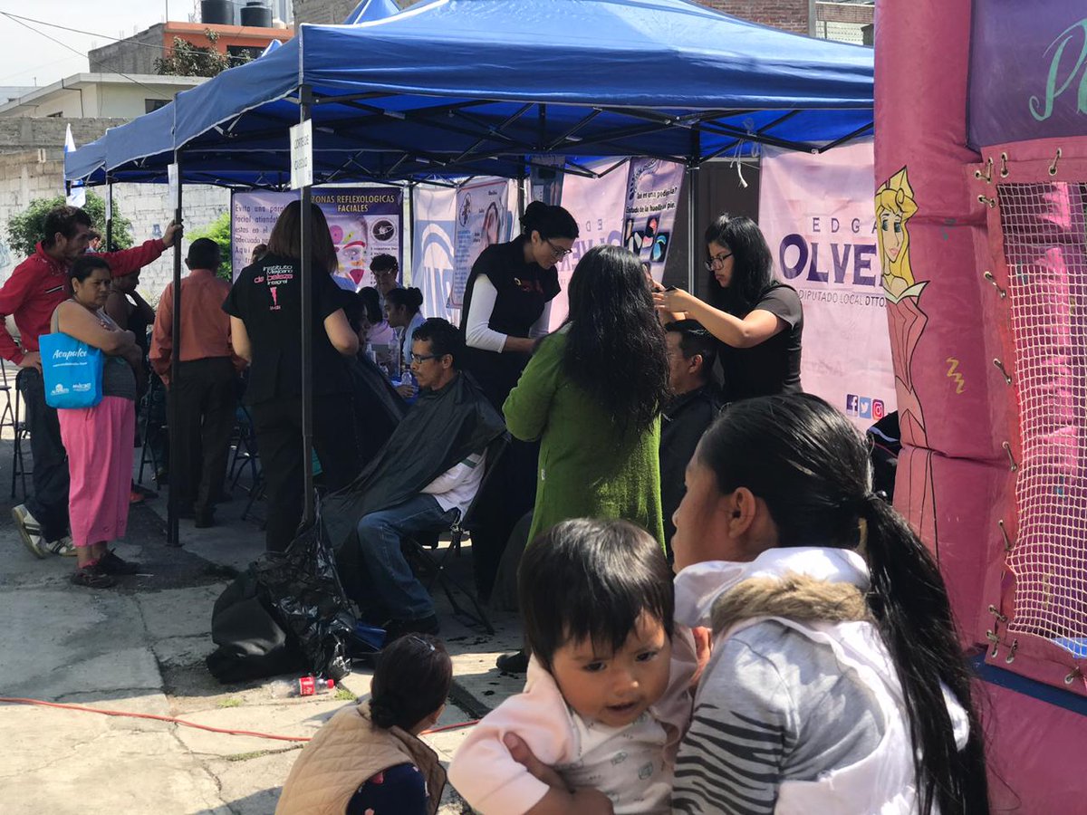 EdgarOlveraMX's tweet photo. Agradezco a todos los vecinos de la colonia El Potrero en #Atizapán por su participación en nuestra jornada médico asistencial de este día.
Sigan pendientes para conocer nuevas fechas y ubicaciones. #Dtto29 #EdoMex #LXLegislaturaMexiquense #GPPAN https://t.co/jOJqdp4zTy