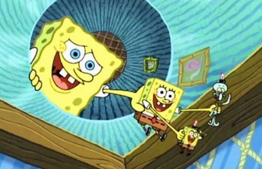 bakedbing's tweet image. 12 y/o me : Creating the perfect family in the sims, while my parents argue in the living room