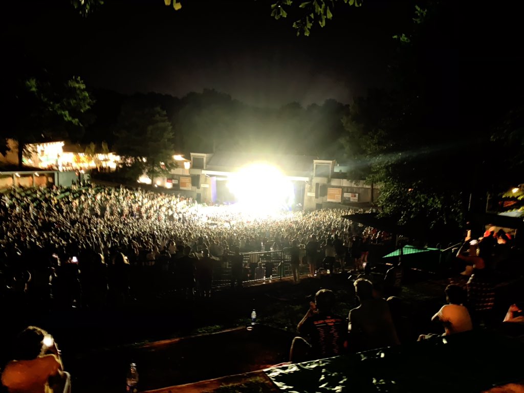 S__Harris10's tweet photo. I’d have to say that for my first ever concert, seeing @jonbellion was a pretty good choice. I’m just glad security let us move to closer seats to really watch and appreciate the show. https://t.co/K9U0oW45pu