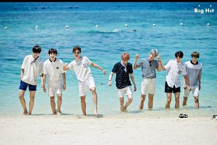 Anna18318504's tweet photo. You got the best of me
#BTS #방탄소년단 #puertoriconeedbts #BTSENPUERTORICO 
@LiveNation @ColiseoPR https://t.co/89ku2b6I0Y