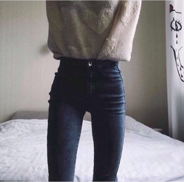 106lbs_fgw's tweet image. Leg/thigh gap thinspo🌸
